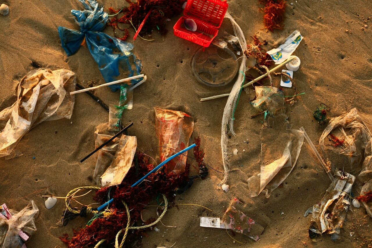 Pulling back the curtains on the horrible world of plastic production ...