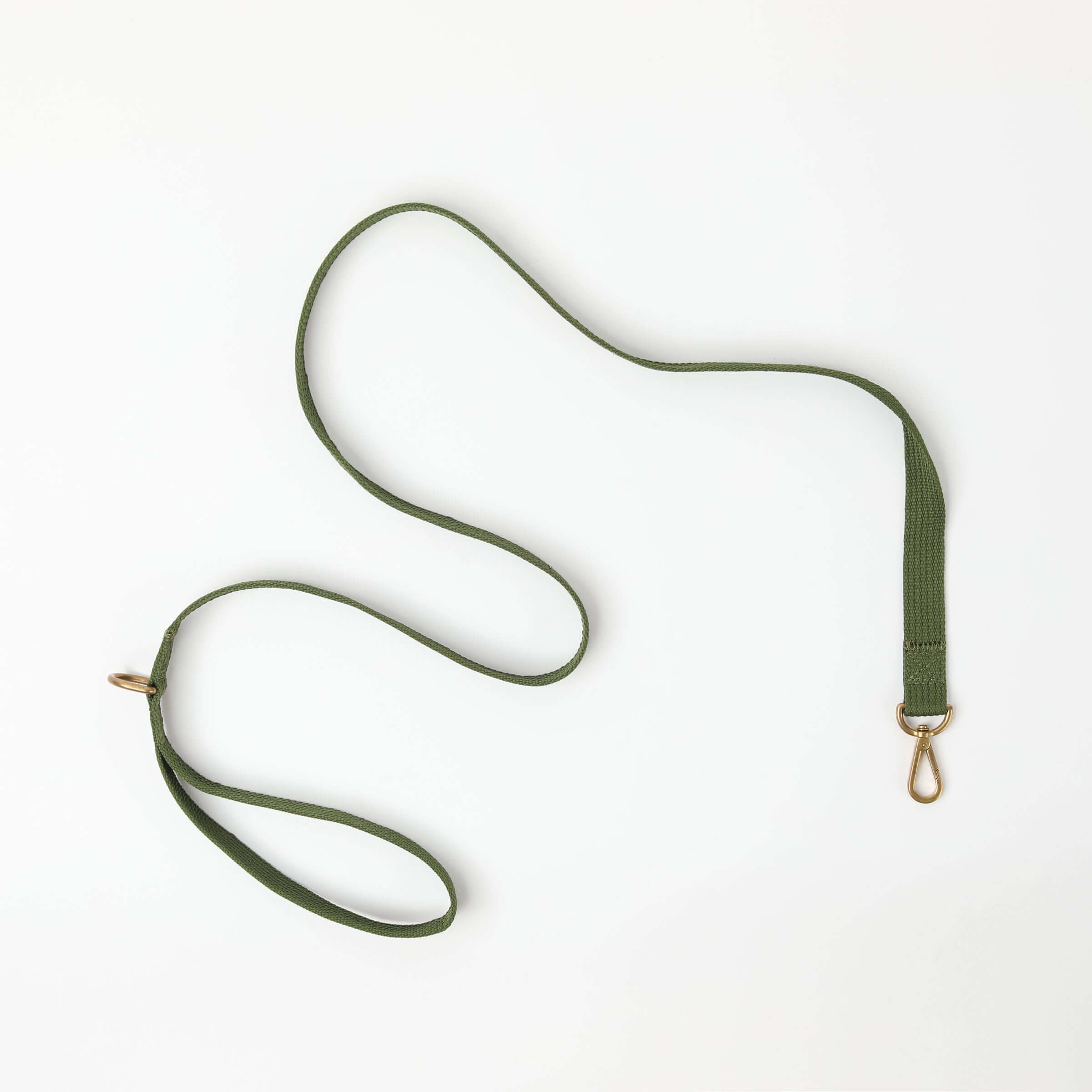 Green Waterproof dog leash made from 100% recycled ocean plastic